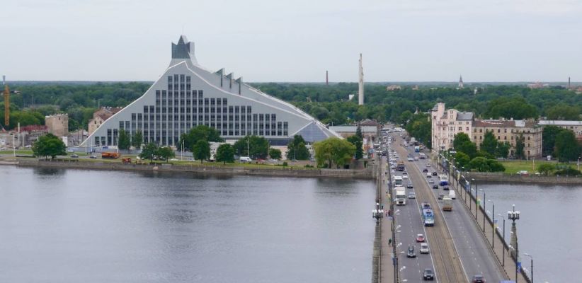 Рига от Бургас