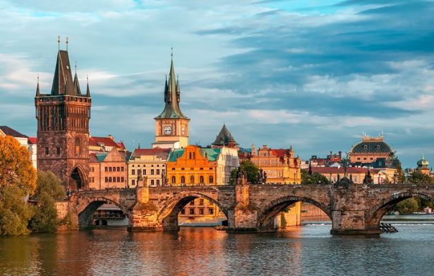 Прага - сърцето на Чехия от София - 2026