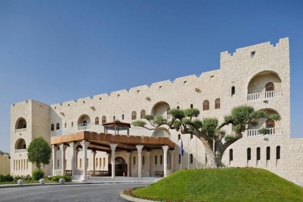 Настаняване по програма Контрастите на Катар в прегръдката на пустинята и блясъка на Доха с полет от София 2026