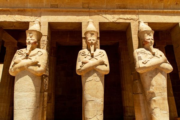 Нова година в ЕГИПЕТ - Съкровищата на ДРЕВЕН ЕГИПЕТ - ХУРГАДА, ЛУКСОР, КАЙРО и АЛЕКСАНДРИЯ с вътрешен полет!