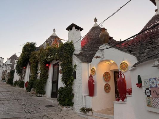 Екскурзия в ИТАЛИЯ - Коледно настроение в Бари- сърцето на Пулия