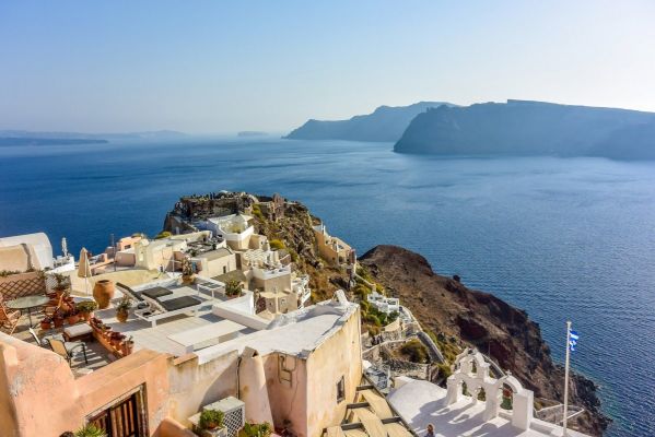 МАЙСКИ ПРАЗНИЦИ НА ОСТРОВ САНТОРИНИ - 3 нощувки - чартърна програма!