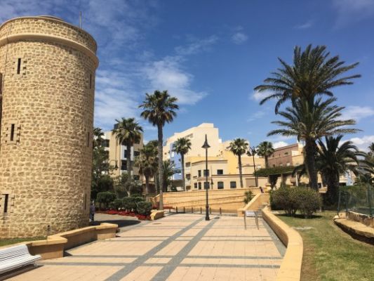 ПОЧИВКА В ЮЖНА ИСПАНИЯ на брега на Коста де Алмерия - райски плажовe и удивителни лунни пейзажи