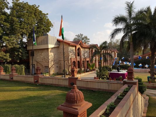 Настаняване по програма Индия - Златния триъгълник с Каджурахо и Варанаси