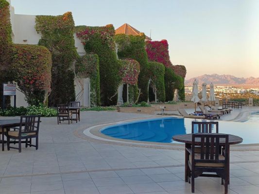 EDEN ROCK NAAMA BAY