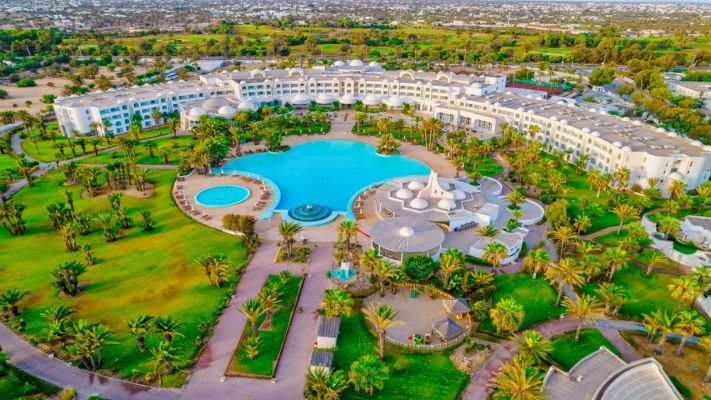 Royal Garden Palace Superior