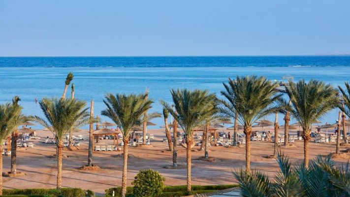 Coral Sea Water World Resort
