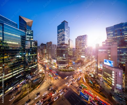 ЮЖНА КОРЕЯ 2026 / ПРОЛЕТ МЕЖДУ ХРАМОВЕ, НЕБОСТЪРГАЧИ И ЦЪФНАЛИ ВИШНИ / ПРОГРАМА С 9 НОЩУВКИ, 11 ДНИ 